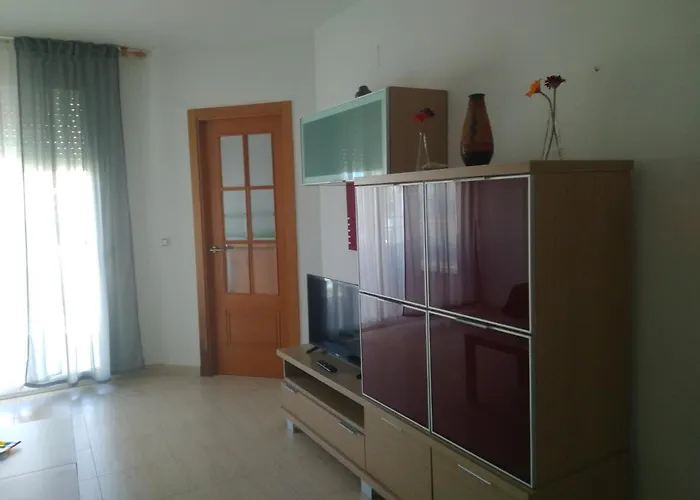 - Marinas Apartman *